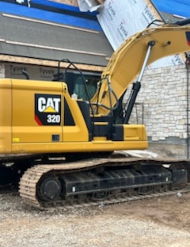 2018 CATERPILLAR 320 - Image 2