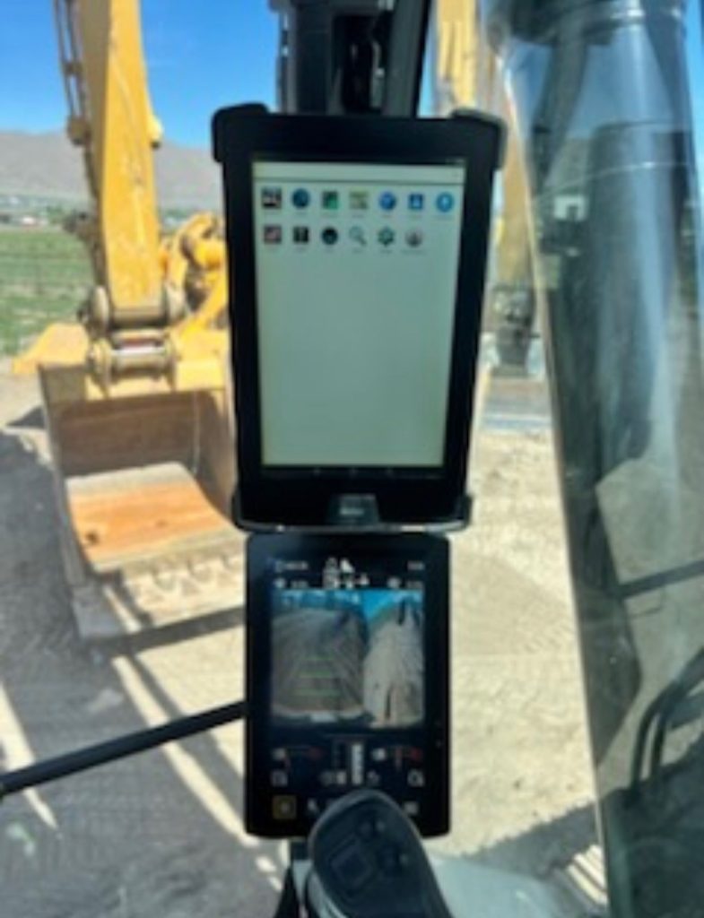 2018 CATERPILLAR 320 - Image 24