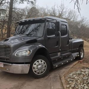2007 Freightliner Business Class M2 106