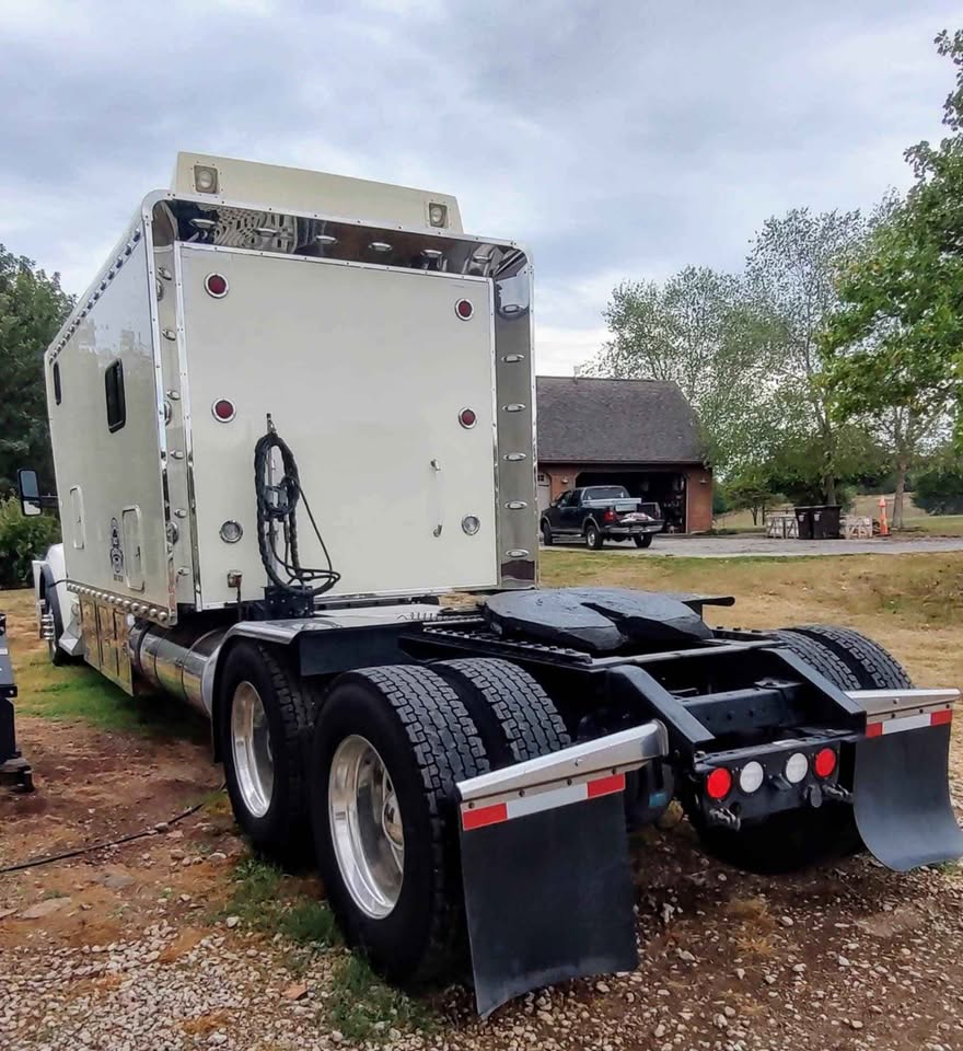 2021 KENWORTH T880 - Image 9
