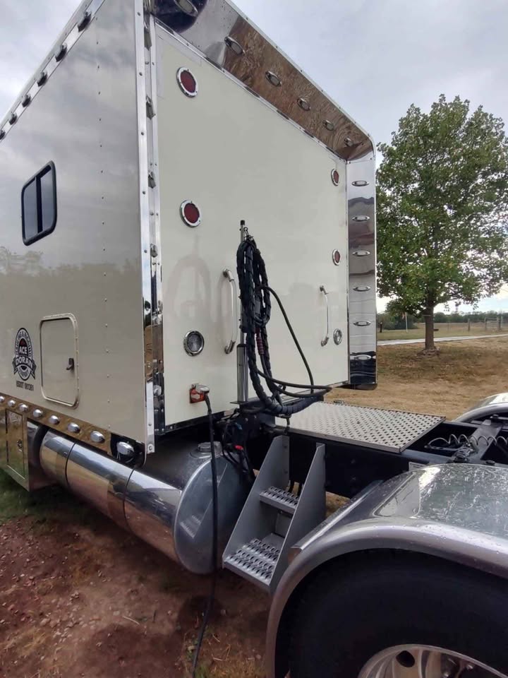 2021 KENWORTH T880 - Image 12