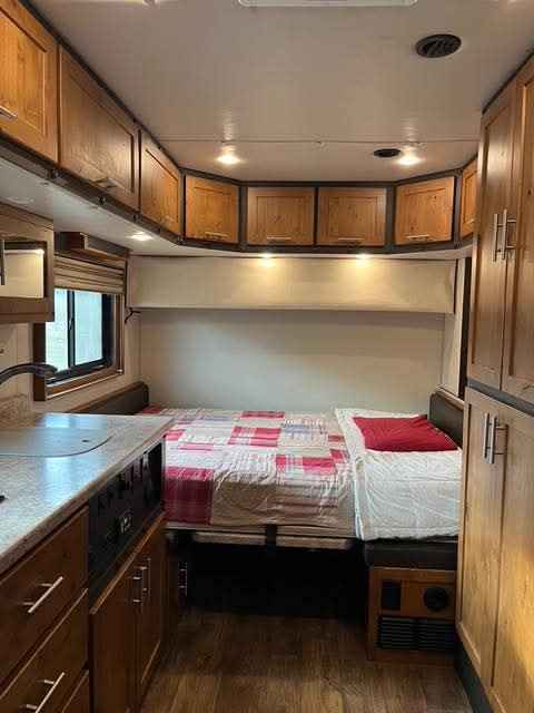 2021 KENWORTH T880 - Image 14