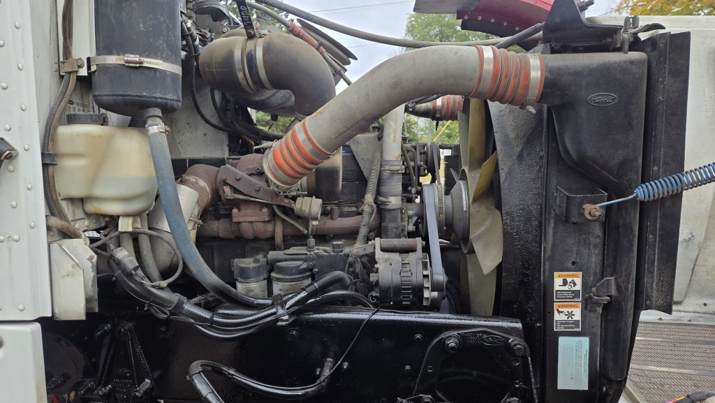 2002 PETERBILT 357 - Image 12