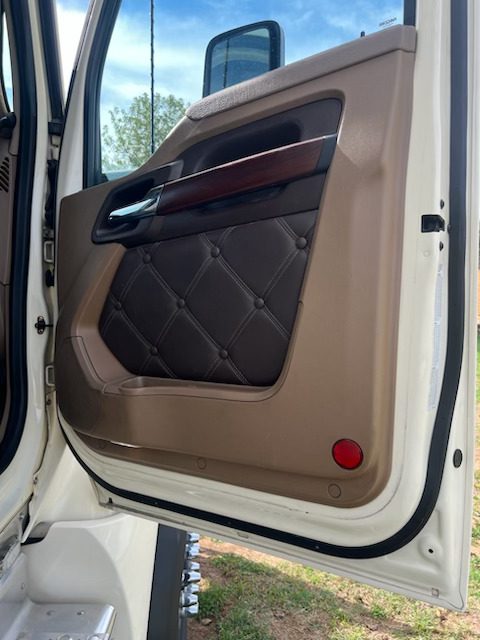2021 KENWORTH T880 - Image 5