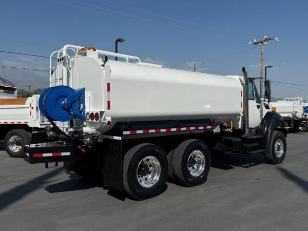 2010 International 6×6 Water Truck BRAND NEW TANK AND PLUMBING - Image 5