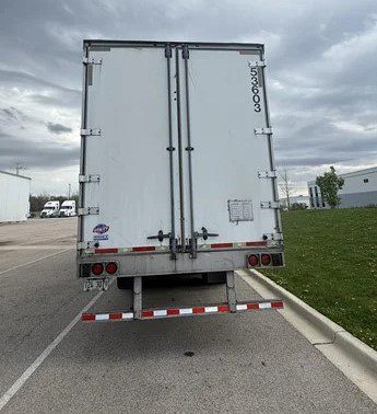 2016 UTILITY 53 ft x 102 in Aluminum - Image 8