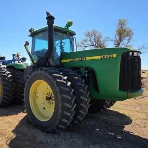 2001 JOHN DEERE 9300