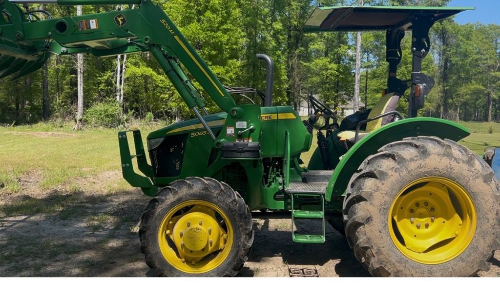 2022 John Deere 5065E