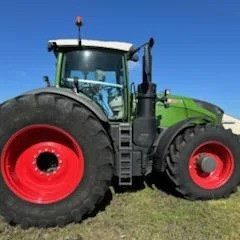 2020 Fendt 1046 Vario Tractor