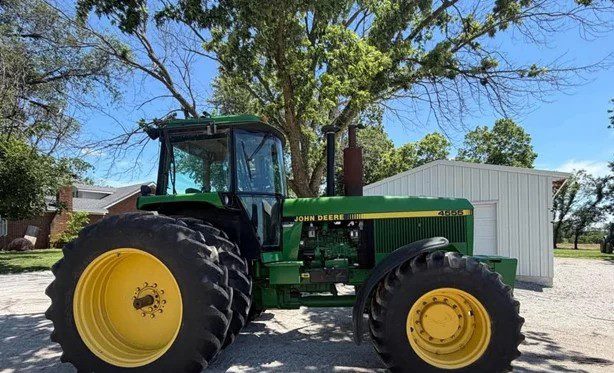 1991 JOHN DEERE 4555