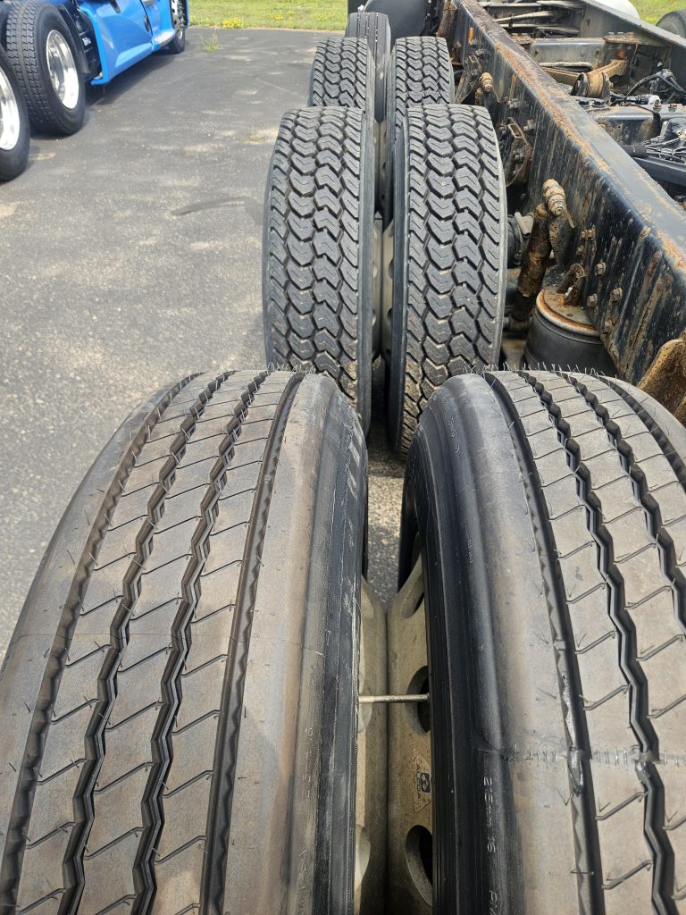 2021 KENWORTH T800 - Image 12