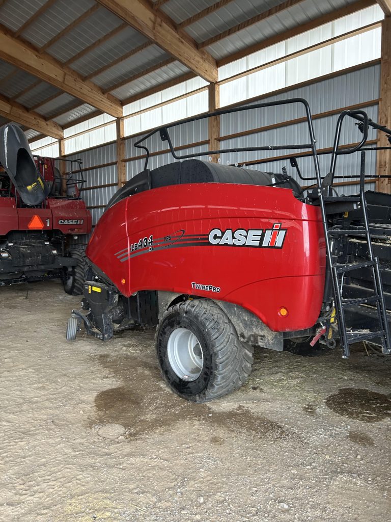 2019 Case IH LB434 XL Large Square Baler - Image 2
