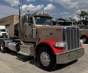 2018 Peterbilt 389 Daycab