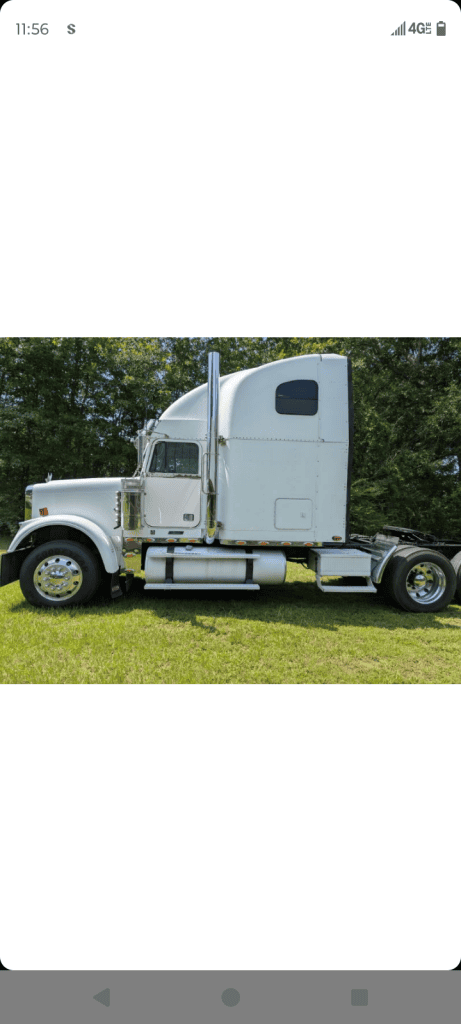 2006 Freightliner Classic FLD120