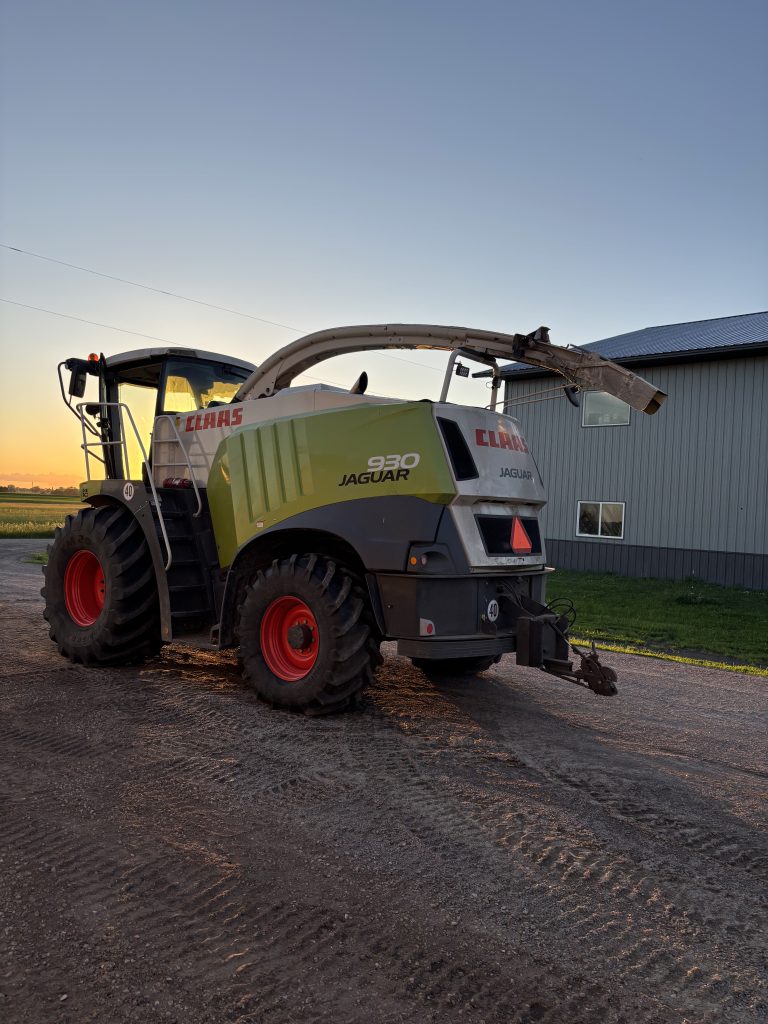 2016 CLAAS AXION 930 Tractor - Image 11