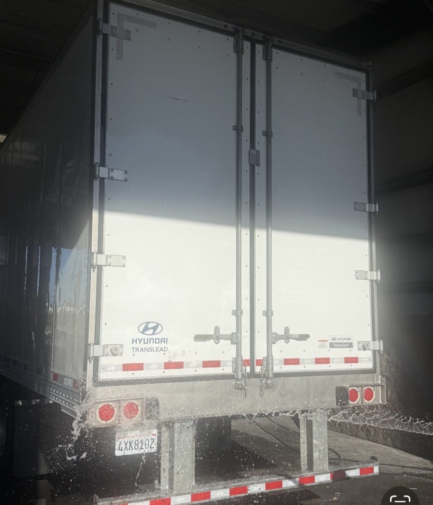2023 Hyundai refrigerated trailer - Image 5
