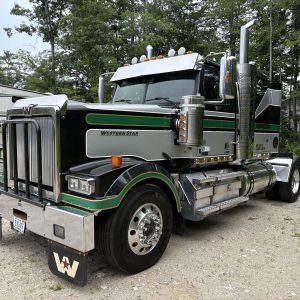 2021 WESTERN STAR