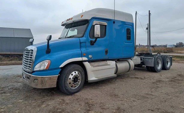 2012 Freightliner Cascadia 125
