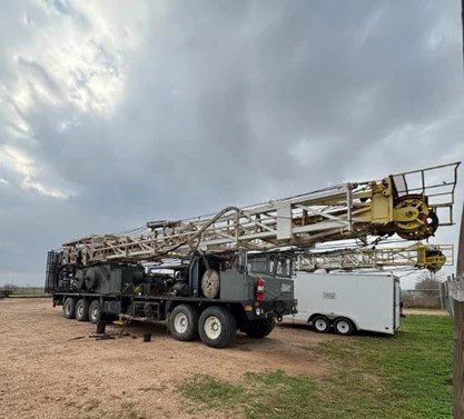 2005 SJ Petro XJ400 Workover Rig