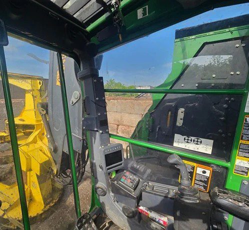 2016 DEERE 853M - Image 13