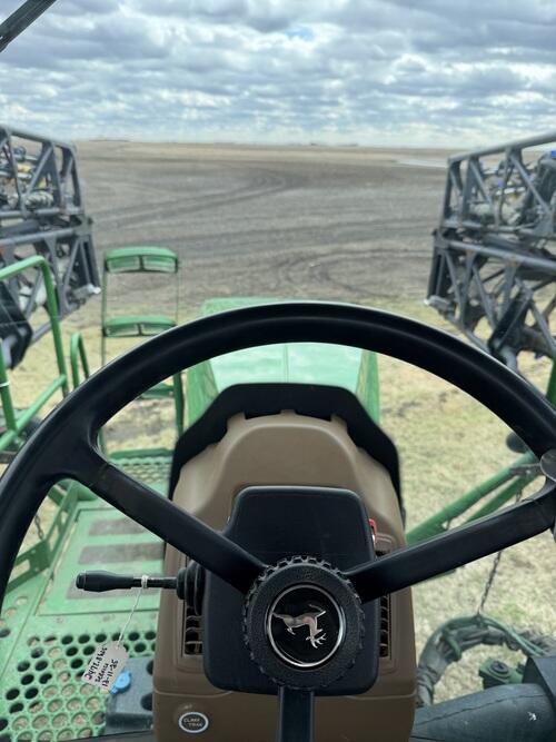 2012 John Deere 4940 Self-Propelled Sprayer - Image 8