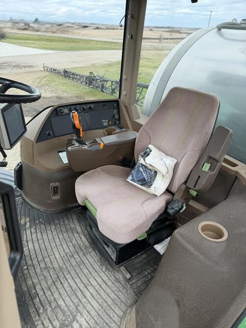 2012 John Deere 4940 Self-Propelled Sprayer - Image 10