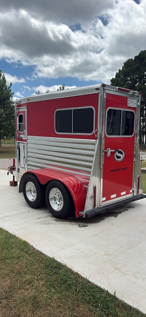 2009 Sterling Coach 1 Horse - Image 3
