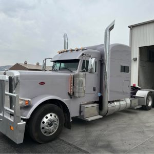 2022 Peterbilt 389 - Custom Paint