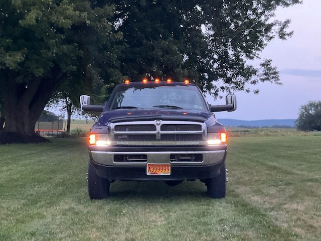 1998 Dodge Ram 2500 - Image 4