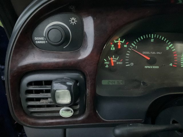 1998 Dodge Ram 2500 - Image 13
