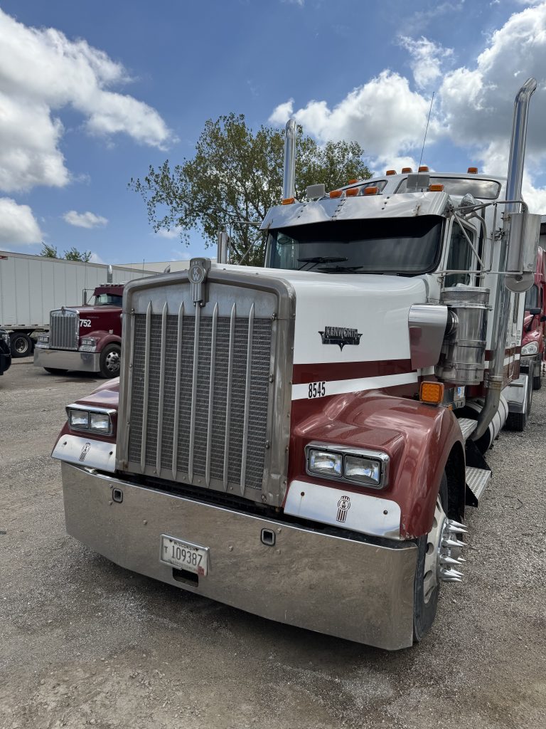 2001 Kenworth w900L
