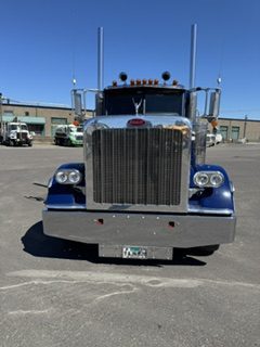 2022 PETERBILT 389 - Image 6