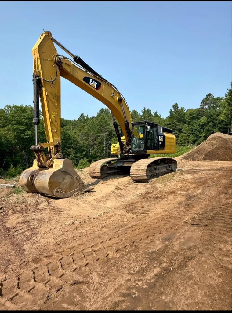 2019 Caterpillar 352fl