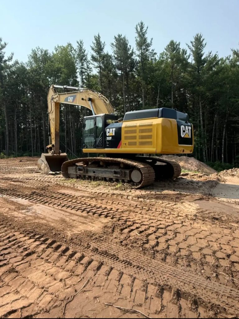 2019 Caterpillar 352fl - Image 2