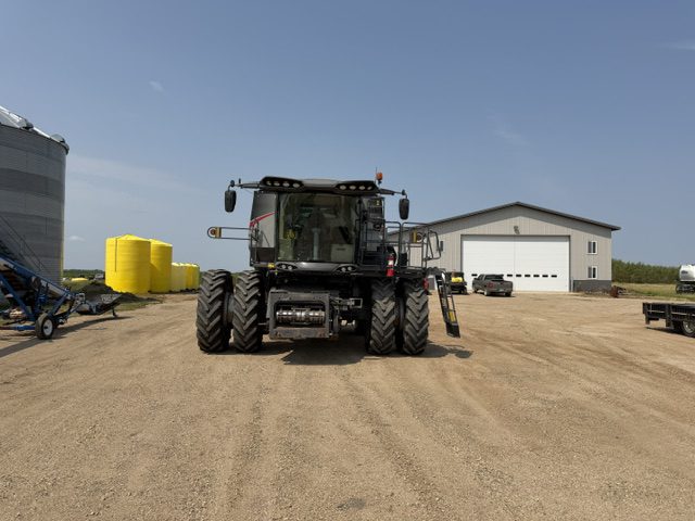 2018 Gleaner S97 Combine - Image 7