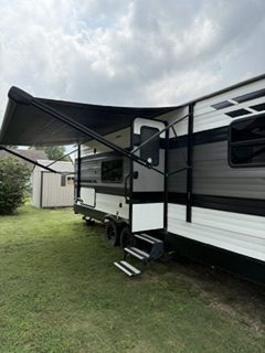 2022 GRAND DESIGN TRANSCEND XPLOR 261BH - Image 2