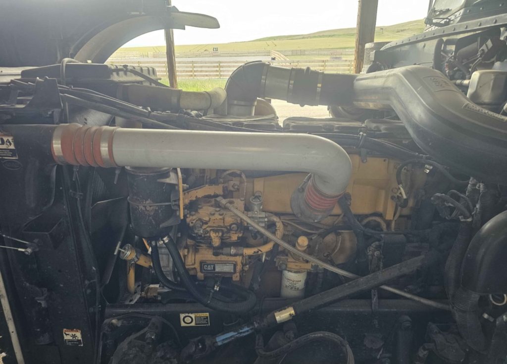 2002 Peterbilt 379 - Image 9