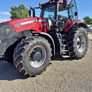 2015 Case IH Magnum 250 CVT Tractor