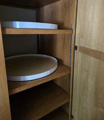 2005 Fleetwood Terra LX 32K Class A Motorhome - Image 14