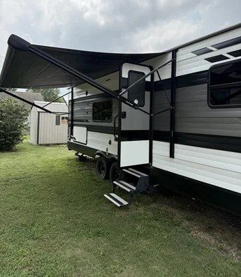 2022 GRAND DESIGN TRANSCEND XPLOR 261BH - Image 2