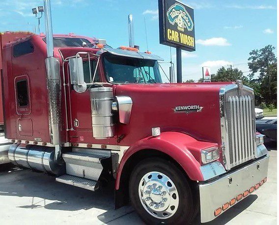 2000 Kenworth W900 - Image 6