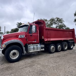 2017 MAC GU713