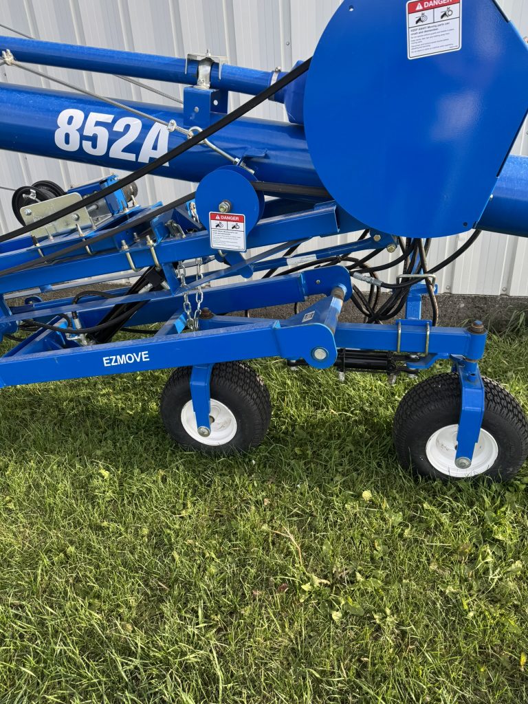 Brandt 852A Auger