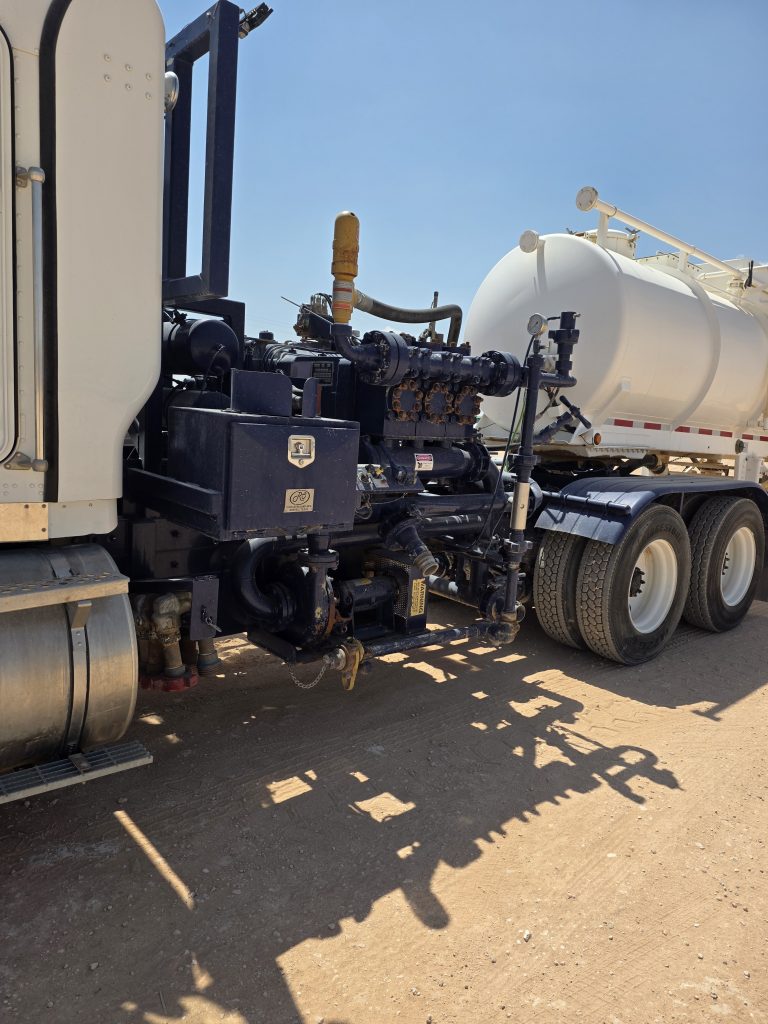 2020 Kenworth T800 Pressure Truck - Image 12