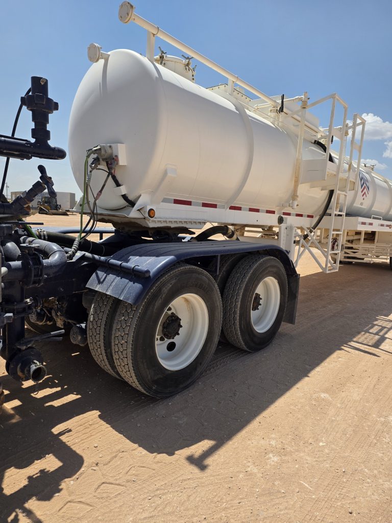 2020 Kenworth T800 Pressure Truck - Image 5