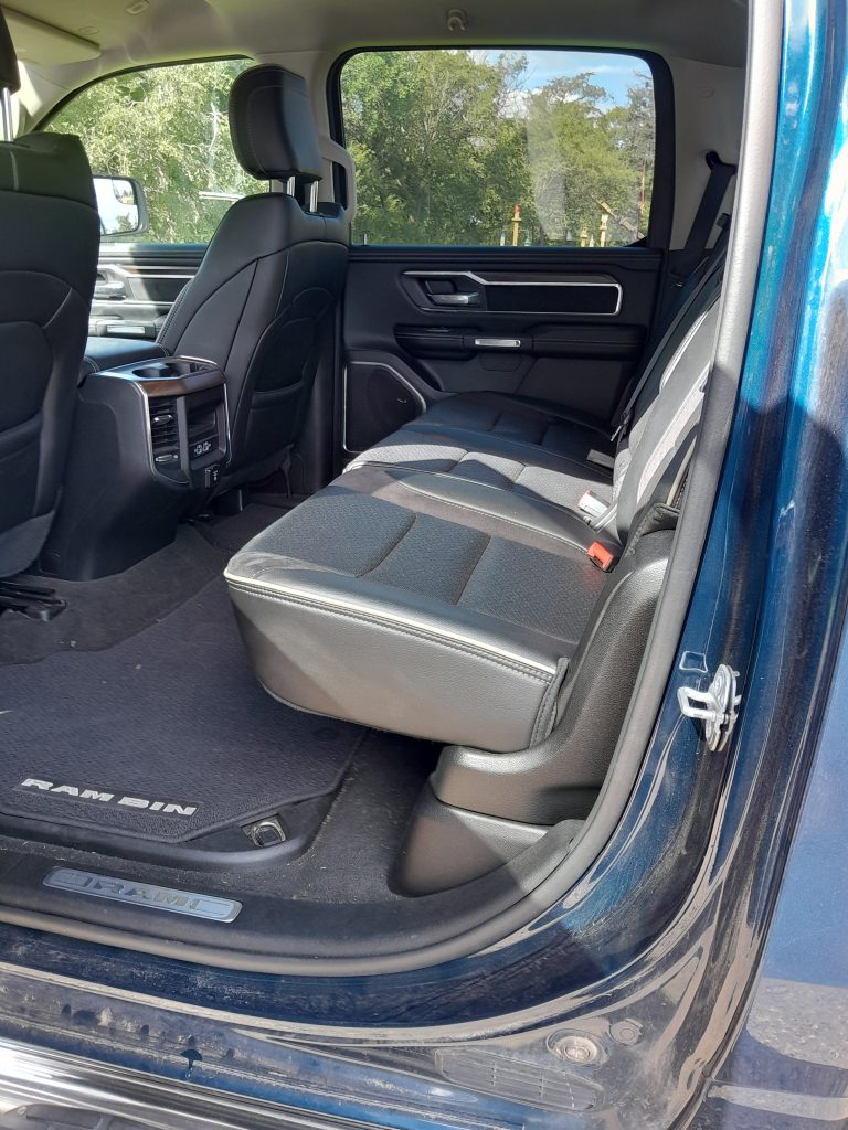 2022 Dodge Ram Laramie - Image 3