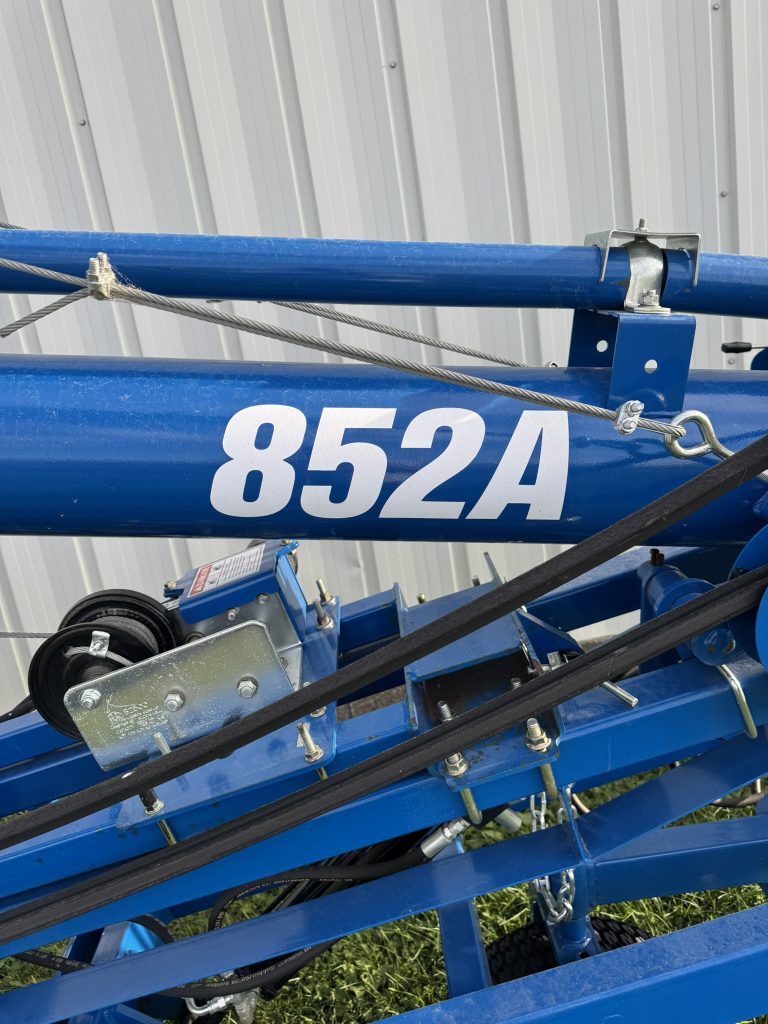 Brandt 852A Auger - Image 10