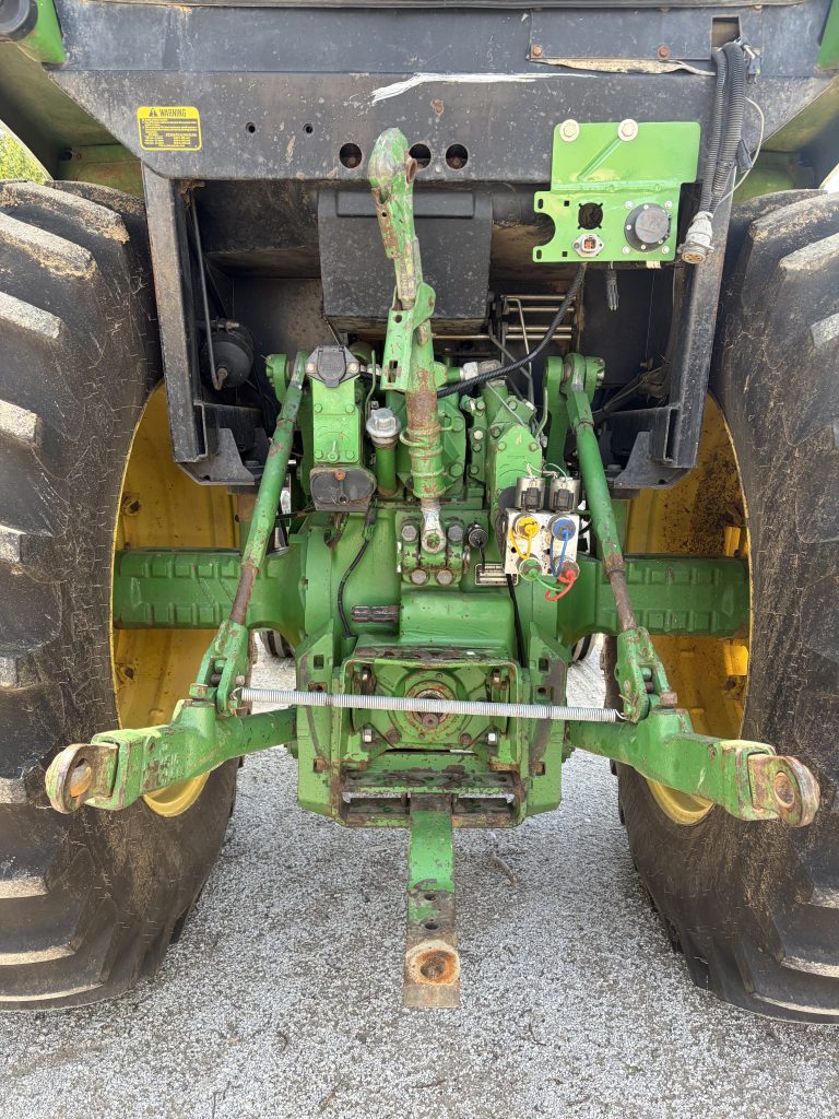 1988 John Deere 4250 - Image 6