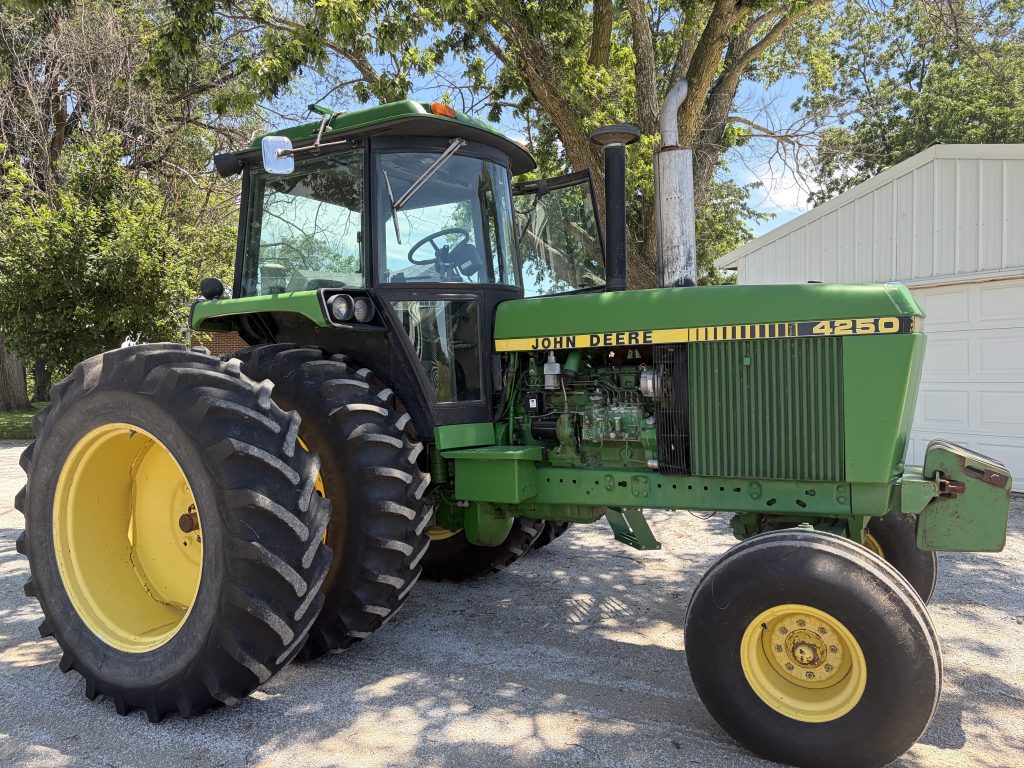 1988 John Deere 4250