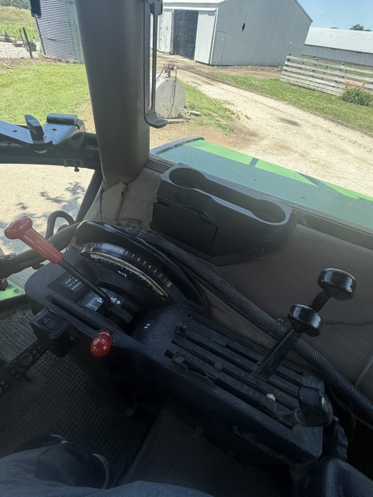 1988 John Deere 4250 - Image 7